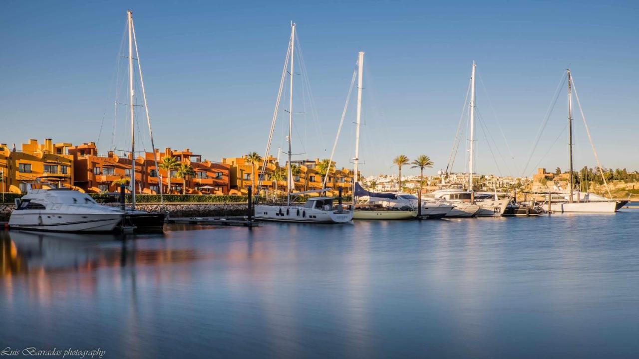 Apartamentos Torre Da Rocha Frente Ao Mar Portimão Esterno foto